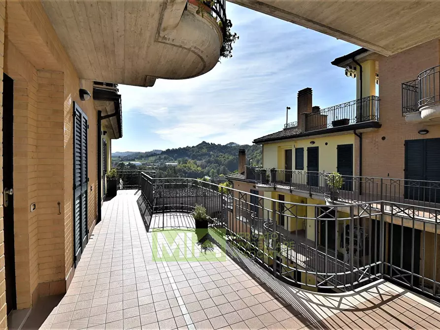 Immagine 3 di Appartamento in vendita  a Amandola