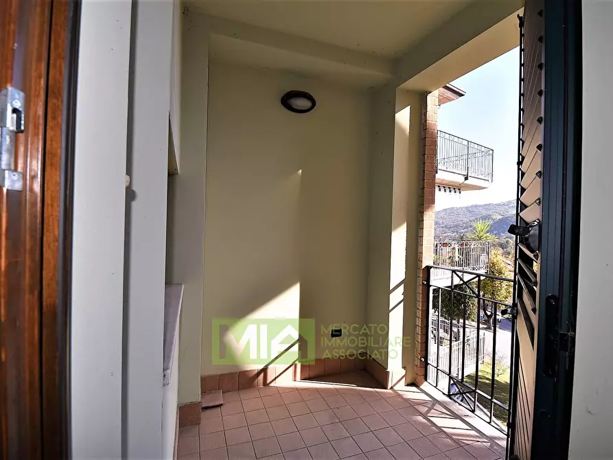 Immagine 8 di Appartamento in vendita  a Amandola