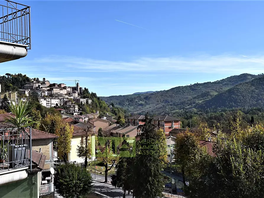 Immagine 13 di Appartamento in vendita  a Amandola