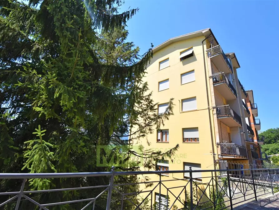 Immagine 3 di Appartamento in vendita  in via Fabio Filzi a Amandola