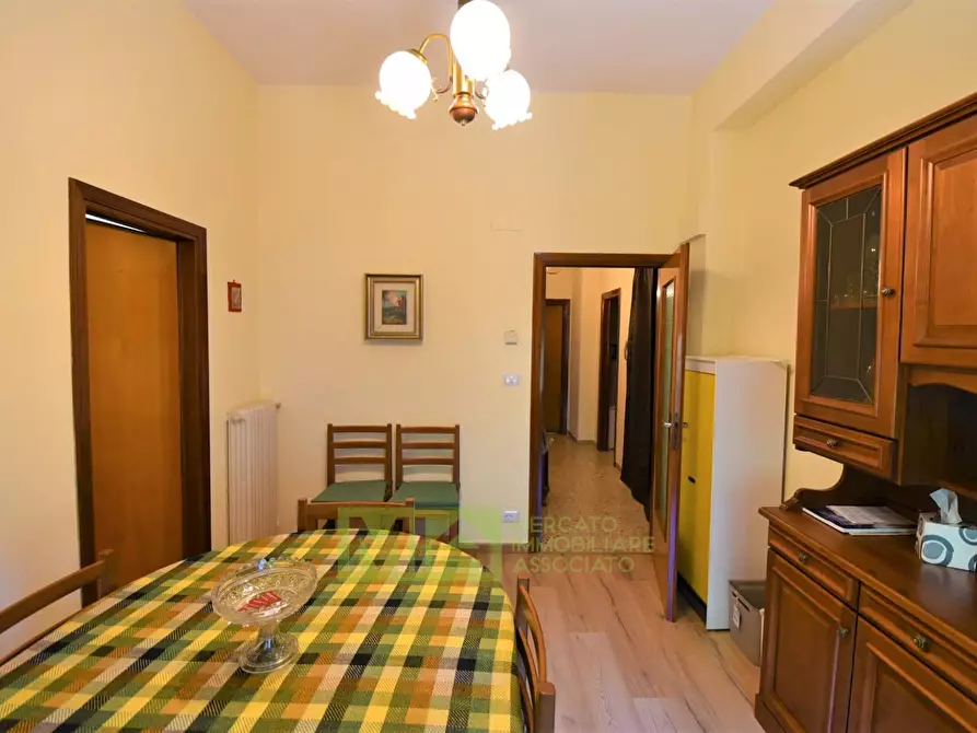 Immagine 8 di Appartamento in vendita  in via Fabio Filzi a Amandola