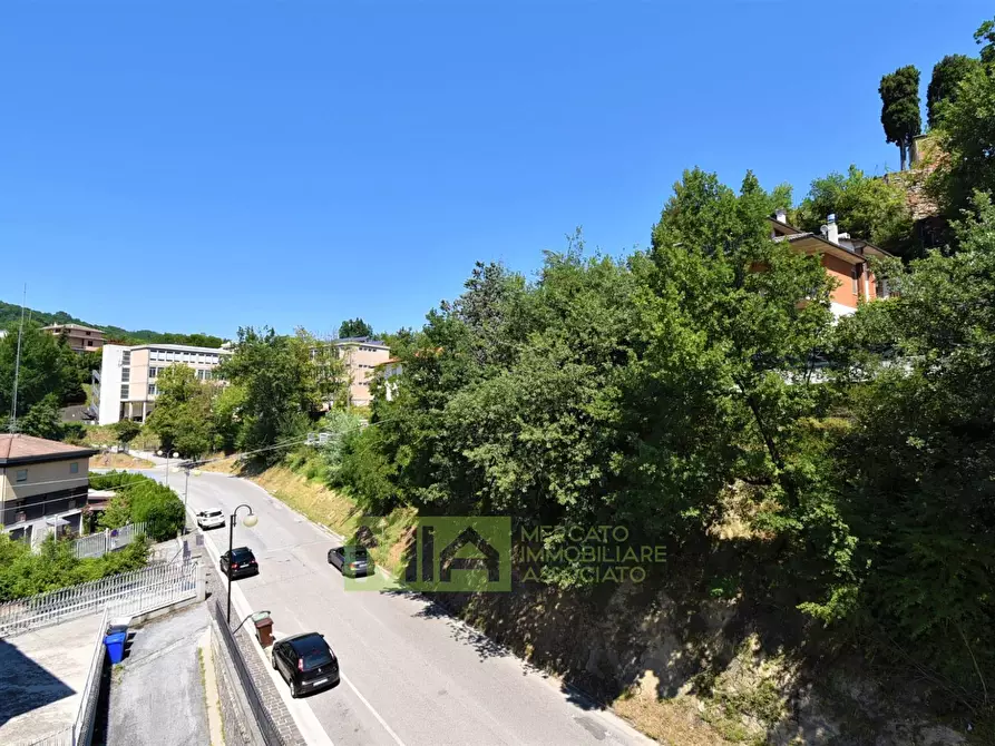 Immagine 11 di Appartamento in vendita  in via Fabio Filzi a Amandola