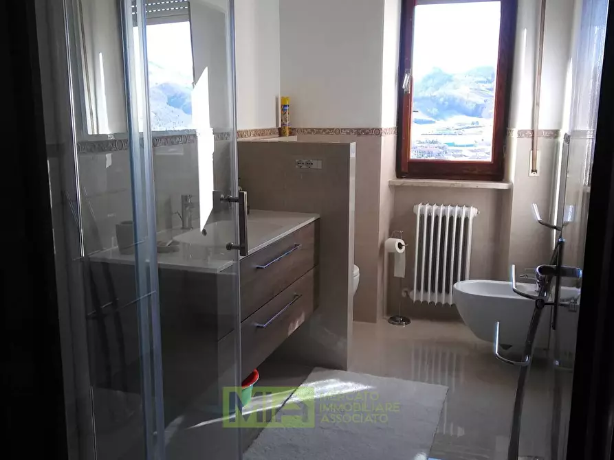 Immagine 14 di Appartamento in vendita  in via Fabio Filzi a Amandola