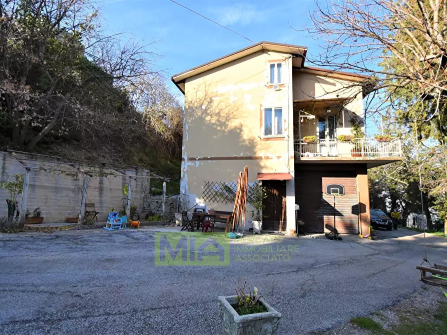 Immagine 4 di Casa indipendente in vendita  in Contrada Le Grazie a Montelparo