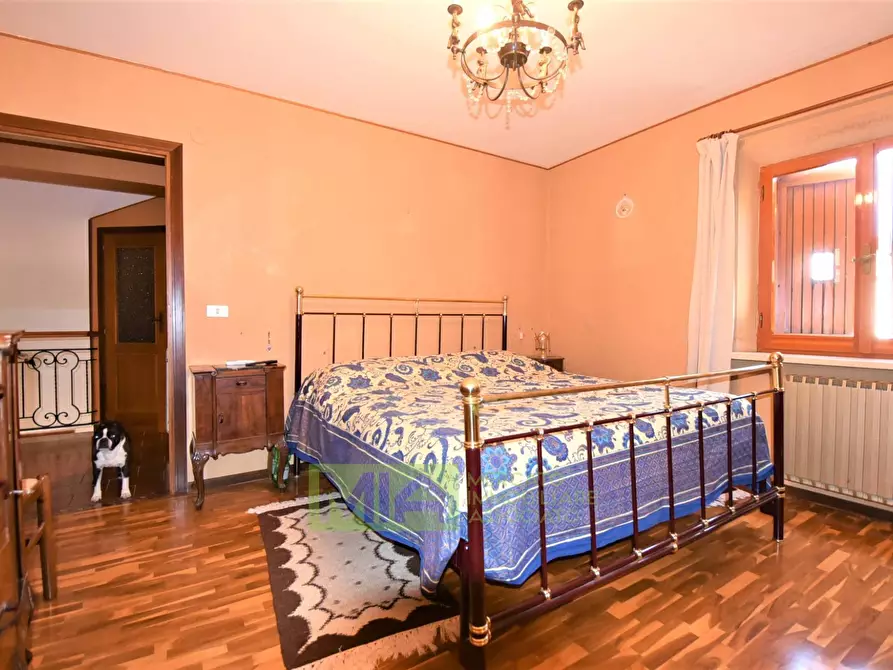 Immagine 23 di Villa in vendita  in Loc. Montazzolino a Montefortino