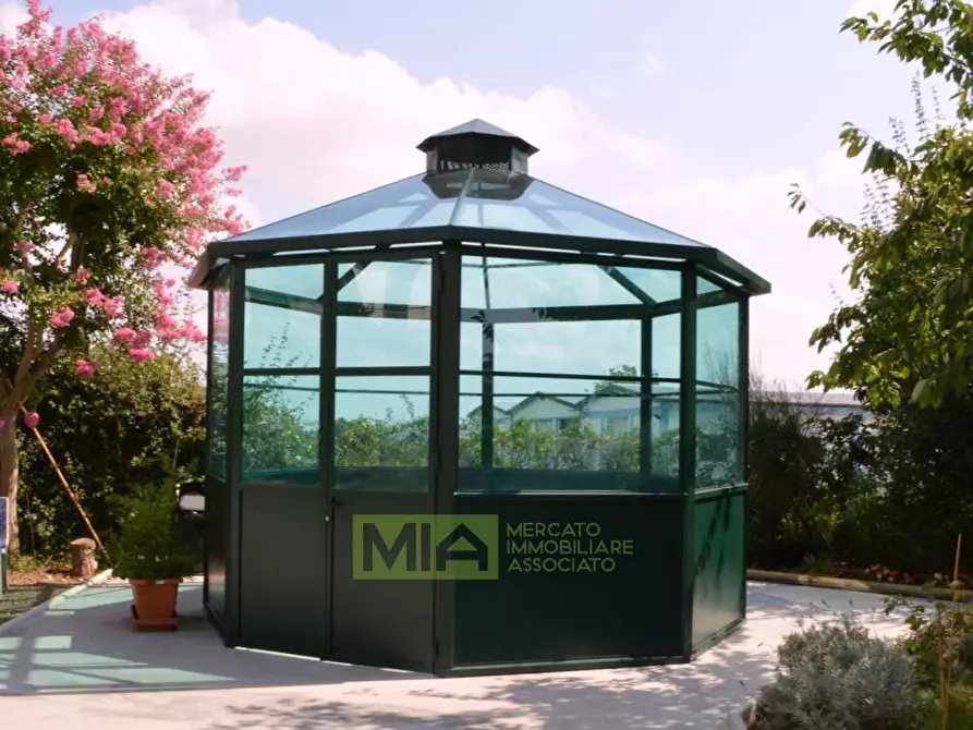 Immagine 3 di Villa in vendita  in Via Tenna a Magliano Di Tenna