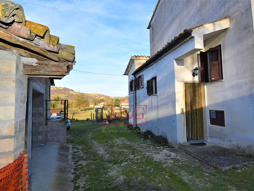 Immagine 4 di Casa indipendente in vendita  in Contrada Schito a Sarnano