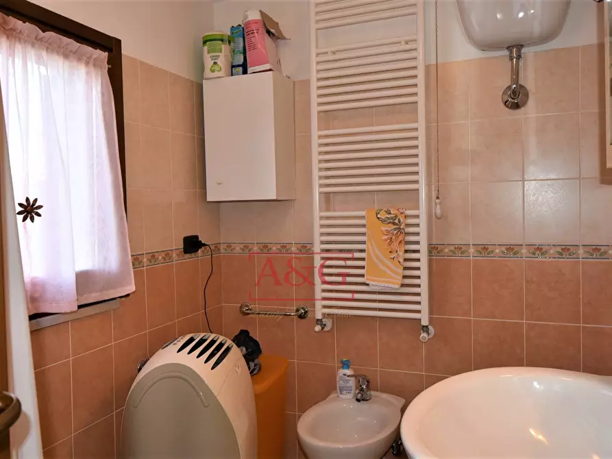 Immagine 20 di Casa indipendente in vendita  in Contrada Schito a Sarnano