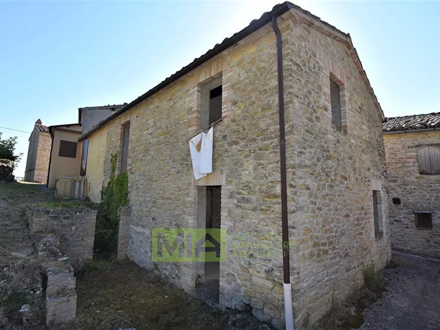 Immagine 1 di Rustico / casale in vendita  a Montefalcone Appennino