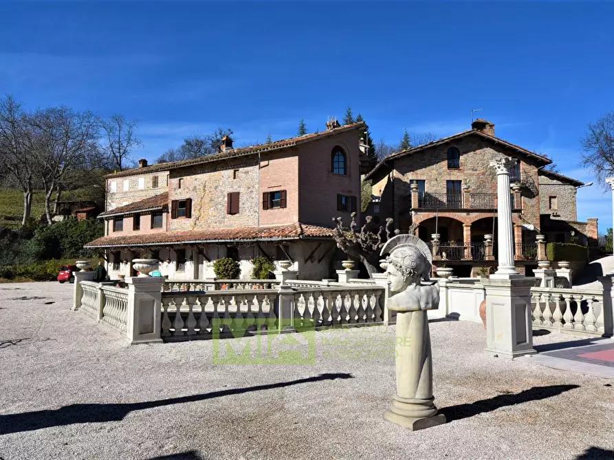 Immagine 7 di Villa in vendita  in contrada Pretattoni a Montefortino