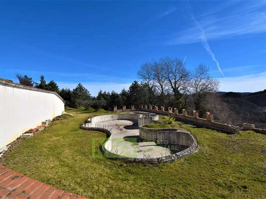 Immagine 28 di Villa in vendita  in contrada Pretattoni a Montefortino