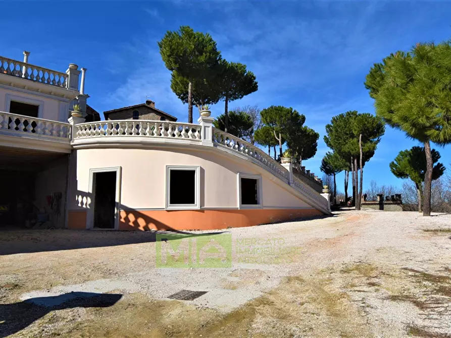 Immagine 30 di Villa in vendita  in contrada Pretattoni a Montefortino