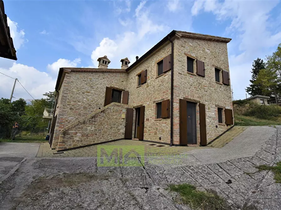 Immagine 3 di Casa indipendente in vendita  in ROVITOLO a Montefortino