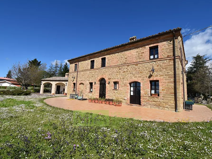 Immagine 8 di Rustico / casale in vendita  in via Belvedere a Gualdo