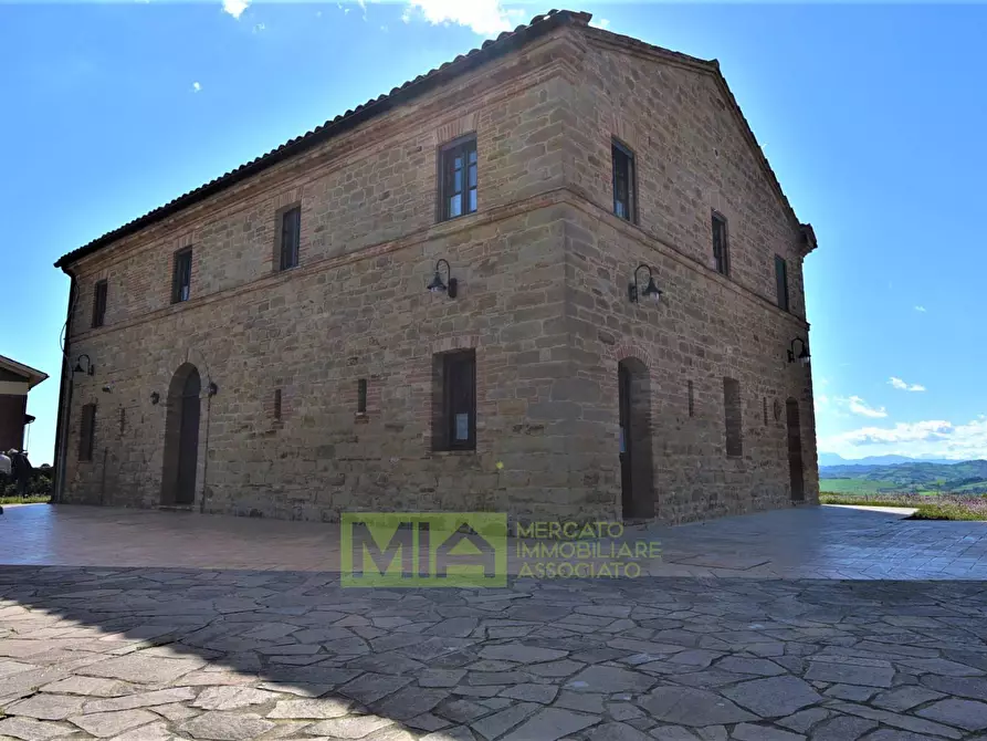 Immagine 12 di Rustico / casale in vendita  in via Belvedere a Gualdo