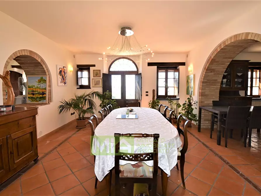 Immagine 15 di Rustico / casale in vendita  in via Belvedere a Gualdo