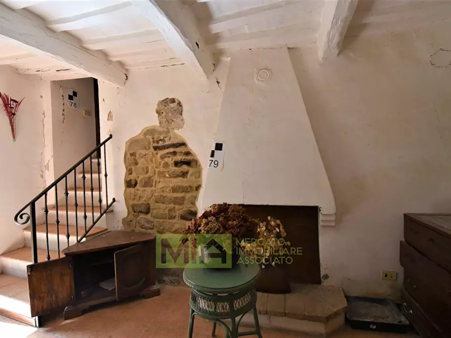 Immagine 5 di Rustico / casale in vendita  in Via Strada a Gualdo