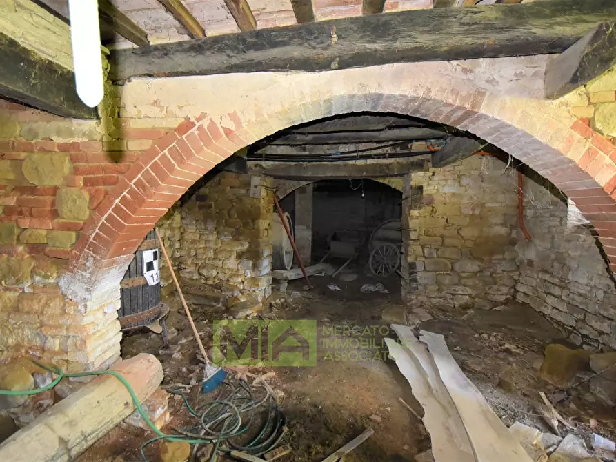 Immagine 25 di Rustico / casale in vendita  in Via Strada a Gualdo