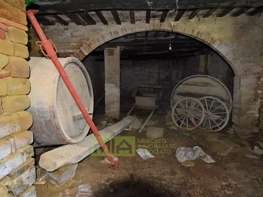 Immagine 27 di Rustico / casale in vendita  in Via Strada a Gualdo