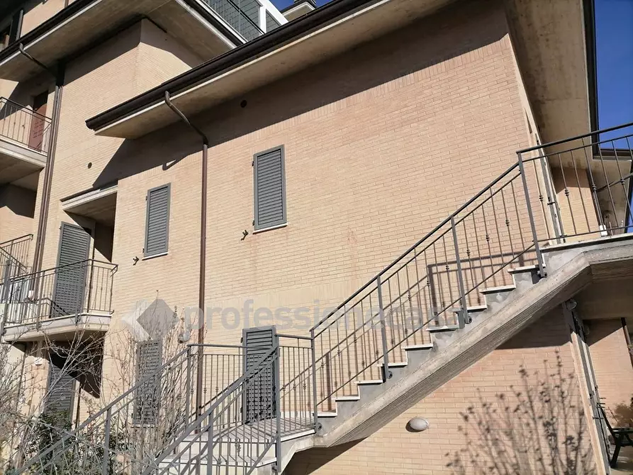 Immagine 10 di Appartamento in vendita  in via Lombardia a Sant'elpidio A Mare