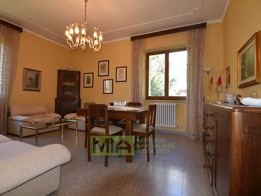 Immagine 1 di Appartamento in vendita  in Via Pignotto a Amandola