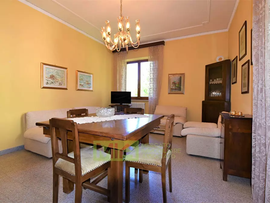 Immagine 8 di Appartamento in vendita  in Via Pignotto a Amandola