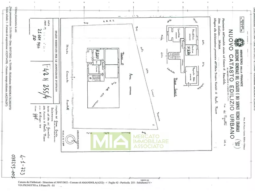 Immagine 30 di Appartamento in vendita  in Via Pignotto a Amandola