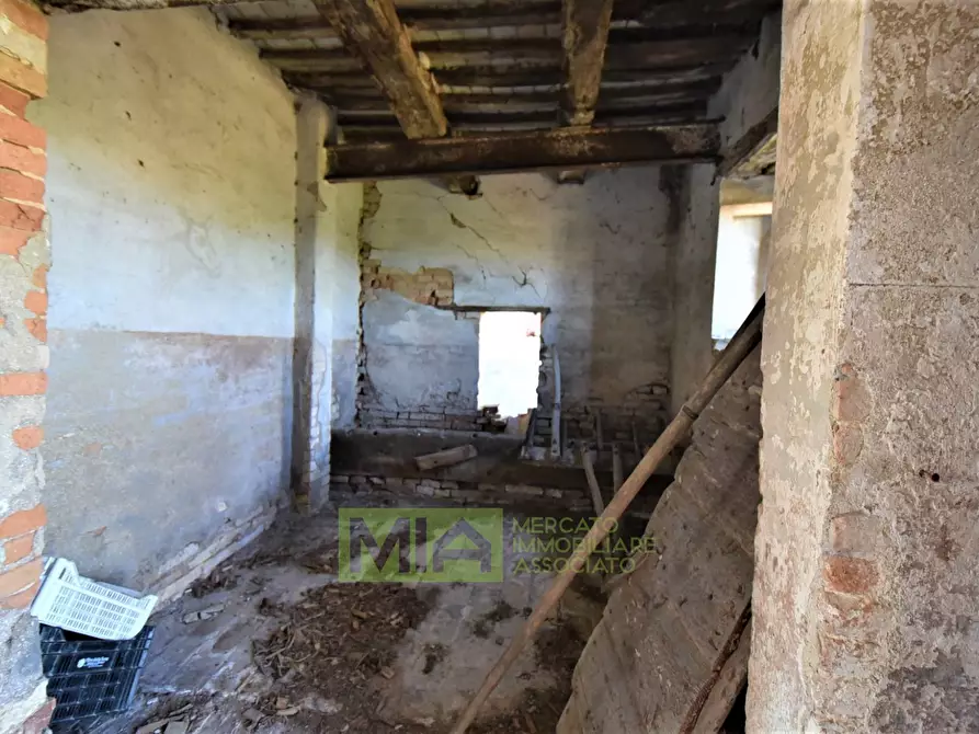 Immagine 10 di Rustico / casale in vendita  in Contrada Casale a Mogliano