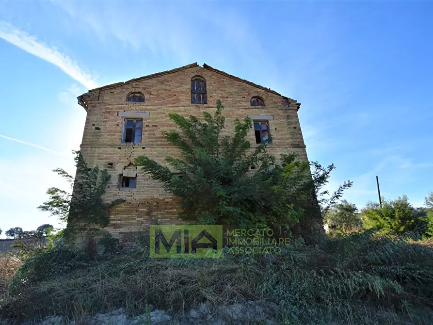 Immagine 1 di Rustico / casale in vendita  in Contrada Casale a Mogliano