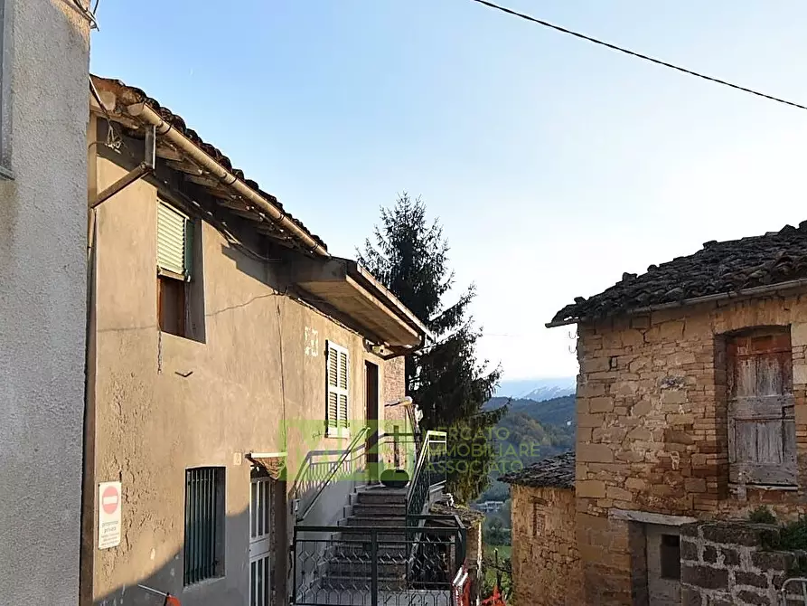 Immagine 19 di Casa indipendente in vendita  in villa salvi a Amandola