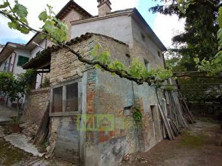 Immagine 4 di Casa indipendente in vendita  in villa salvi a Amandola