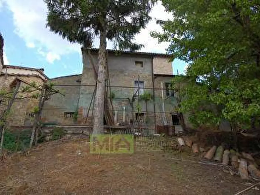Immagine 3 di Casa indipendente in vendita  in villa salvi a Amandola