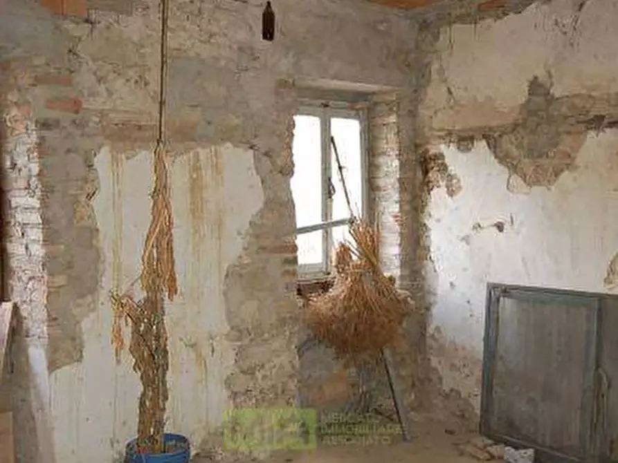 Immagine 16 di Casa indipendente in vendita  in villa salvi a Amandola