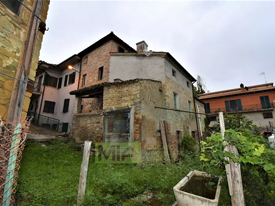 Immagine 2 di Casa indipendente in vendita  in villa salvi a Amandola