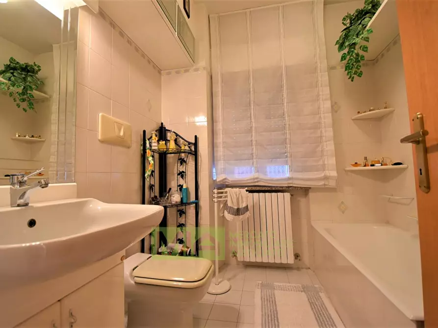 Immagine 23 di Appartamento in vendita  in Via Rio a Montefortino