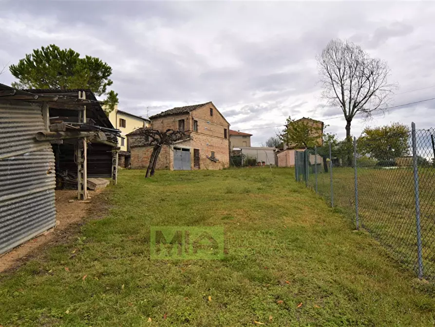 Immagine 16 di Rustico / casale in vendita  in Via Pozzo a Falerone