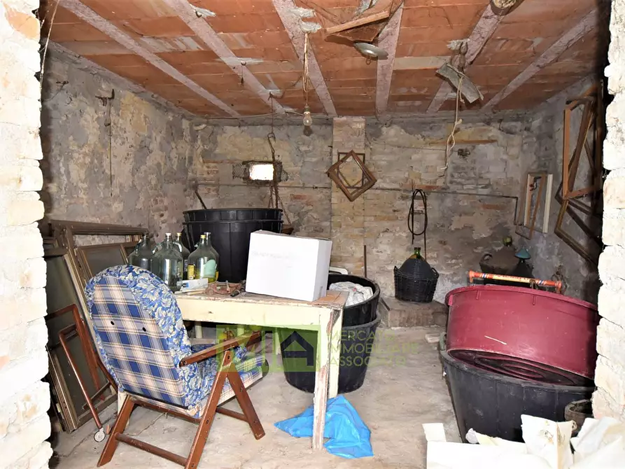 Immagine 28 di Rustico / casale in vendita  in Via Pozzo a Falerone