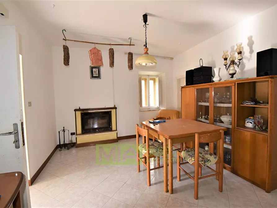 Immagine 17 di Casa indipendente in vendita  in Località Villa Cese a Amandola