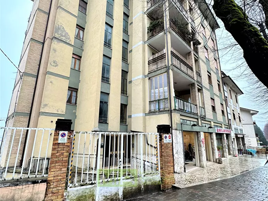 Immagine 2 di Appartamento in vendita  in Via Cesare Battisti a Amandola