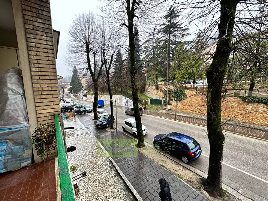 Immagine 8 di Appartamento in vendita  in Via Cesare Battisti a Amandola