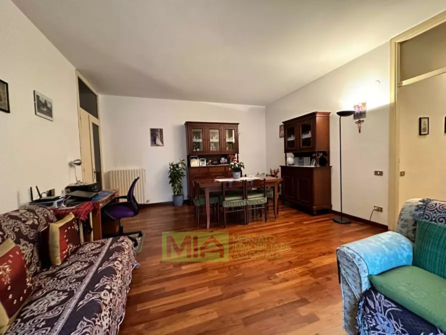 Immagine 11 di Appartamento in vendita  in Via Cesare Battisti a Amandola