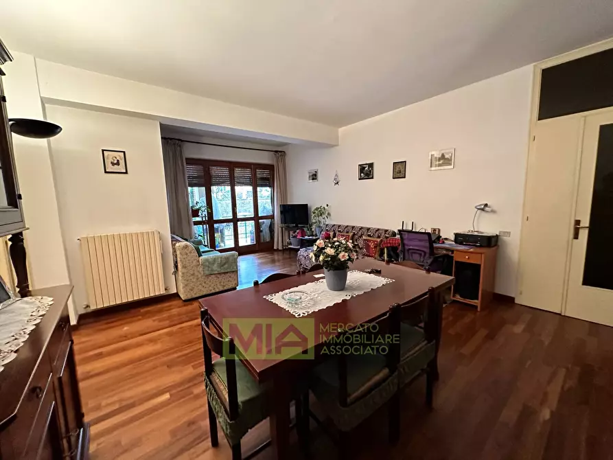 Immagine 5 di Appartamento in vendita  in Via Cesare Battisti a Amandola