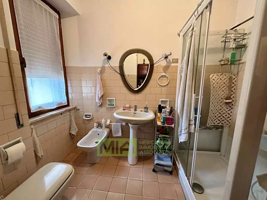 Immagine 15 di Appartamento in vendita  in Via Cesare Battisti a Amandola