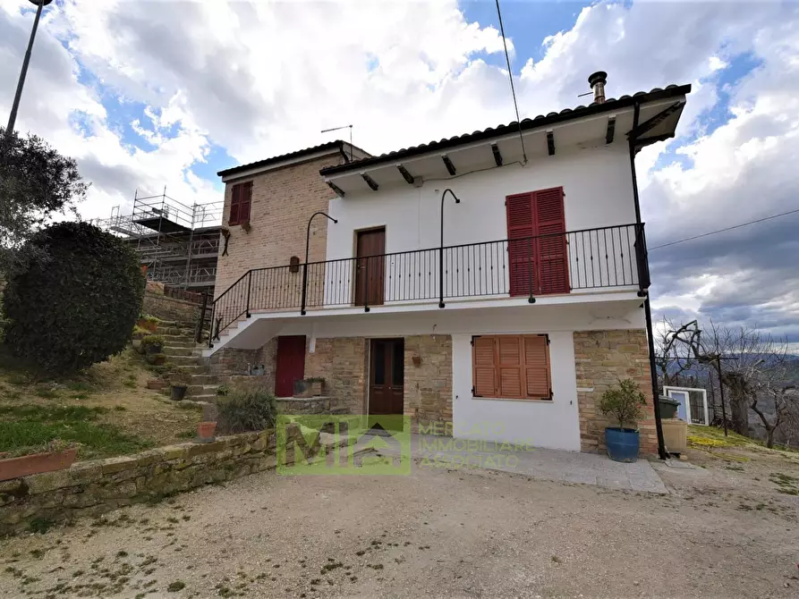 Immagine 1 di Rustico / casale in vendita  in VIA BARCHETTA a Monte San Martino