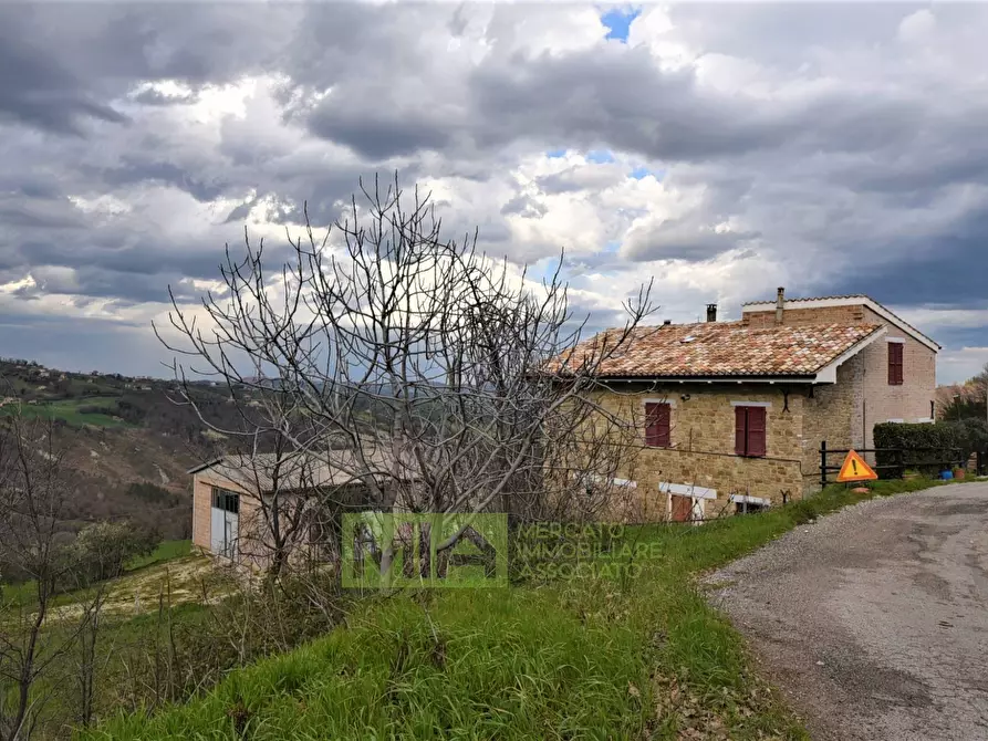 Immagine 1 di Rustico / casale in vendita  in VIA BARCHETTA a Monte San Martino