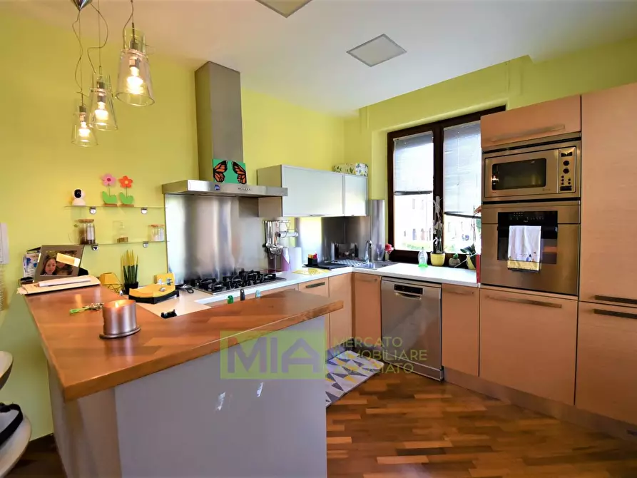 Immagine 3 di Appartamento in vendita  in Via Zoccolanti a Amandola