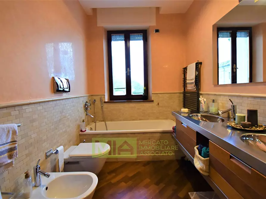 Immagine 16 di Appartamento in vendita  in Via Zoccolanti a Amandola