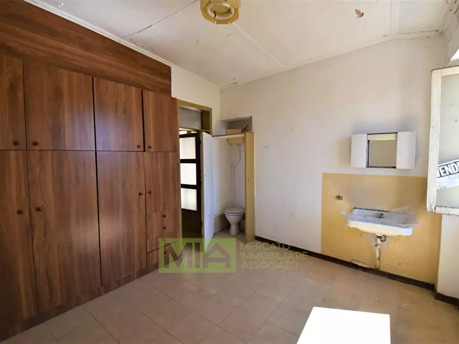 Immagine 17 di Casa indipendente in vendita  in Via Felice Cavallotti a Falerone