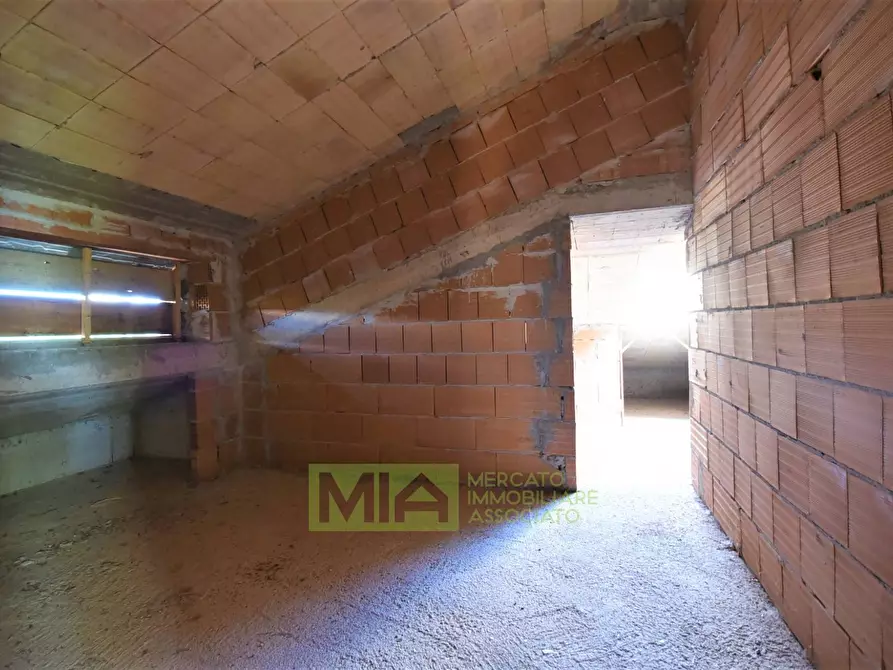 Immagine 30 di Villa in vendita  in Via Della Pace a Falerone