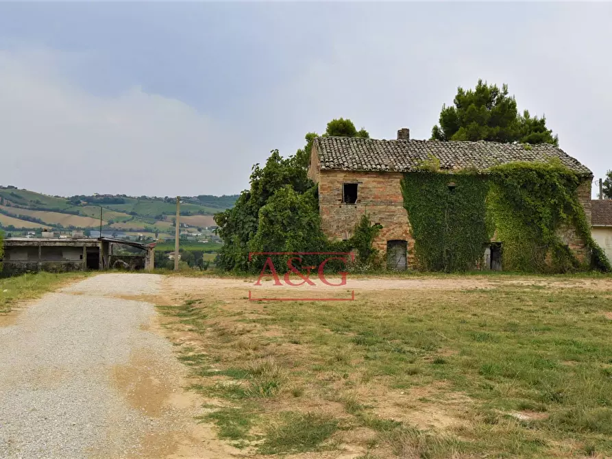 Immagine 20 di Rustico / casale in vendita  in Contrada Campiglione a Fermo